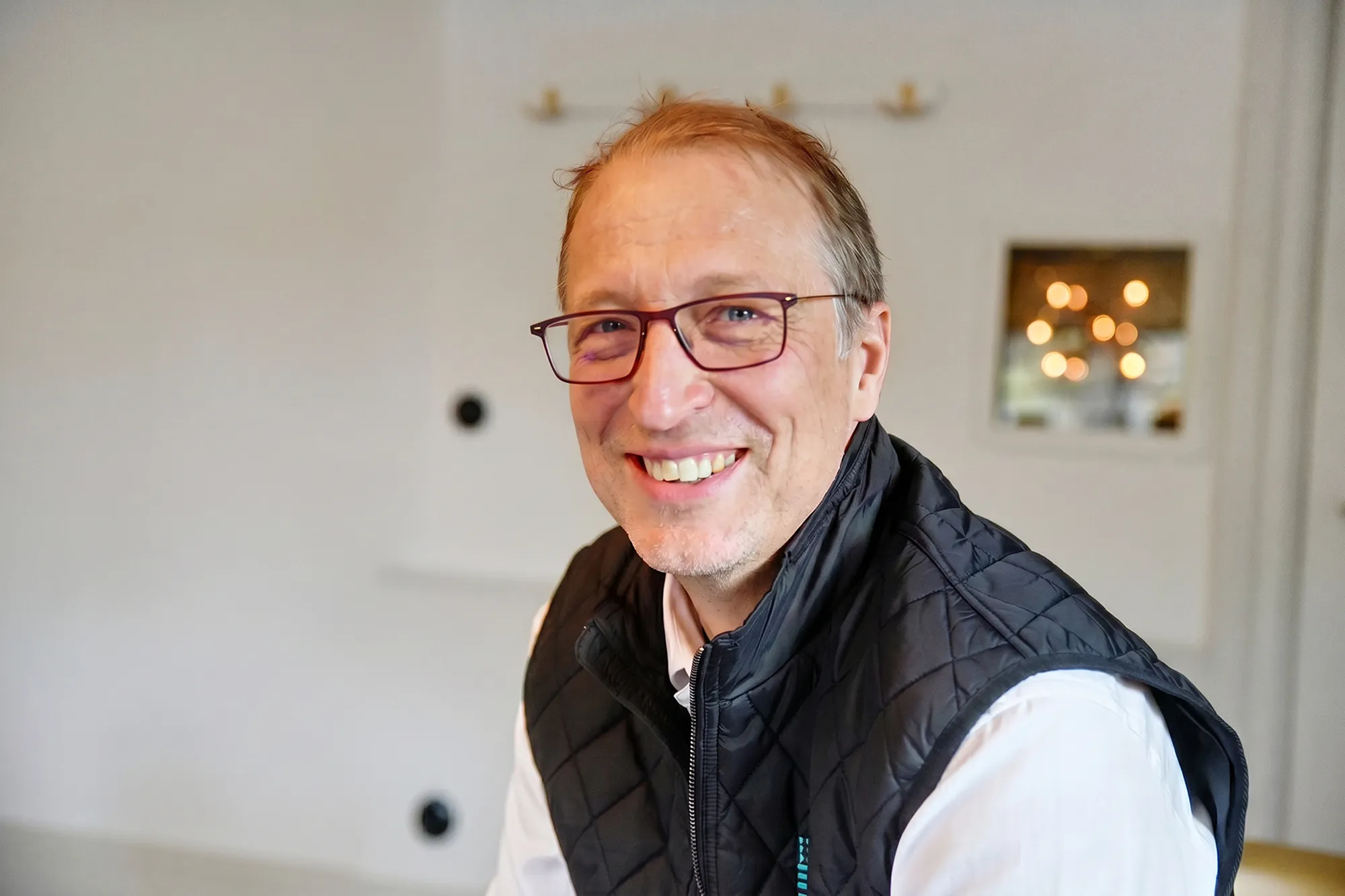 Porträttfoto av Jörgen Hultmark på BigUp